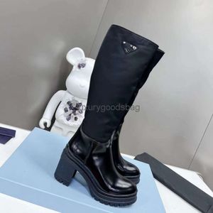 2024s Luxury boots over-the-knee lace-up sleeve stylish stiletto flats stretch thigh-high fashion boots Locomotive boot