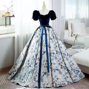 فساتين Velvet Quinceanera فساتين 2023 الحبيب أعلى العباءات التطريز الكرة الأزرق فستان quinceanera