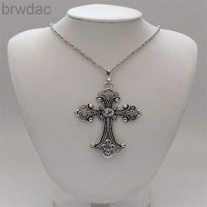 Pendant Necklaces Large Detailed Rhinestone Cross Jewel Necklace Silver Color Tone Pendant Goth Punk Jewellery Fashion Charm Statement Women Gift240108