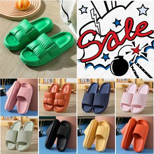 Free shipping luxury slipper designer woman slide man sandal signature transparent Sandals Grainy Cowhide Flat sandal Summer Beach Casual Shoe