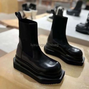 2024SS New Design Men Chelsea Boots Men Thick Sole Platform Leather Ankle Boots Fashion Man Motorcycle Boots