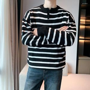 Men's Sweaters 2024 O-Neck Knit Sweater For Men Stripe Pullover Loose Casual Autumn And Winter Harajuku Mens Oversized D26