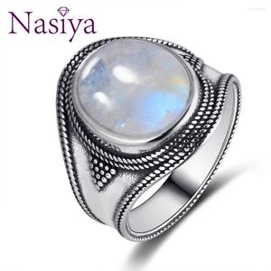 クラスターリングnasiya big oval 10x12mm moonstone s925銀色の宝石ジュエリー女性女性卸売ドロップ