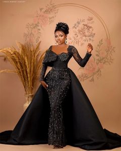 Seksowne sukienki balowe klejnot szyi iluzja czarne koronkowe kryształowe koraliki syrena afrykańska satyna satynowa suknie na podłogę długości podłogi o długim rękawie