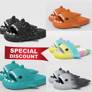 Designer Sandaler Shark Slides Sandaler Mens Mens Womens Rainbow Slippers Beach Inomhus Sandaler Pantoufle Hotel House