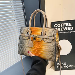 Damen Umhängetaschen 9 Farben elegante Atmosphäre Kontrast Leder Einkaufstasche große Kapazität Farbverlauf Mode Handtaschen Trend Krokodil Handtasche 7709#