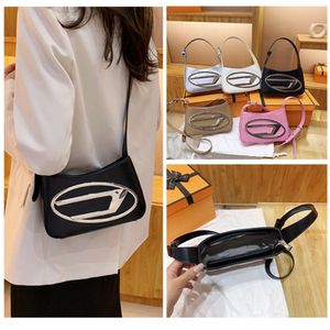 Design 2024 Spring/summer Portable Underarm Women's Handbag Millennium Spicy Girl Style Silver Shoulder Crossbody Bag