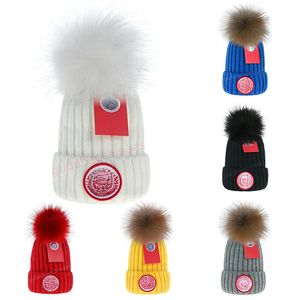 Designer Canadas marchio cappello uomo donna berretto berretto cappello autunno inverno cappello termico grosso cappello lavorato a maglia lettera jacquard ricamo logo cappello femminile