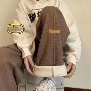Męskie spodnie oraz aksamitne szerokopasmowe gofry High Street 2024 Casual Unisex Ownersowe koreańskie spodnie ciepłe zagęszcza proste spodnie dresowe