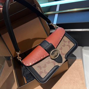 Designer Carriage Messenger Bags Luxury Wagon Crossbodybag Handheld Carrying Bag Womens Mens Handbag Ladies Trend Vintage Shoulderbag