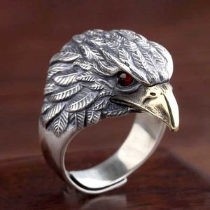 Cluster Rings Vintage Eagle Ring for Men Women Gothic Animal Hip Hop Rock Ring Popularity Personality Niche Jewelry Gift Adjustable Size YQ240109