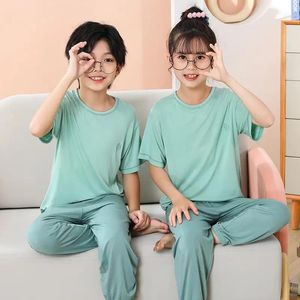 Şortlu Teenage Pamas Yeni Büyük Kızlar Erkekler Sweetwear Toddler Giyim Modal Çocuk Giyim Setleri Çocuklar Nightwear Yaz Bebek Pijamaları