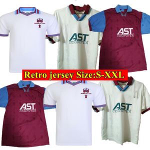 Retro Fan Aston Villaes Soccer Jerseys 1982 1980 1981 Rotterdam Peter Withe des Bremner Tony Morley Gary Shaw Football Shirt 1988 1995 1993 Atkinson Yorke Mundlid