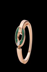 Klassisk ny skiva White Shell Diamond Letter Ring Ladies Charm smycken lyxig ring Utsökta förpackningar Presentlåda23804188094617
