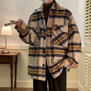 Plaid Wool Men's Coat Pocket Design Sense Spring And Autumn Jackets For Men Vintage High Street Woolen Coat Men's Clothing 240109