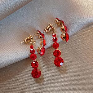 Dangle Brincos 2024 Chegada Estilo Coreano Cristal Vermelho Borla Para Mulheres Clássico Geométrico Jóias Presentes de Festa