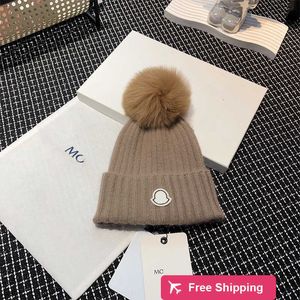 Designer Ball Caps Mengkou Inverno Novo Chapéu de Malha com Lã Versátil Rex Rabbit Hair Ball para Calor e Mesmo Estilo Estilo de Rua para Homens e Mulheres QG65