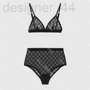 Diseñador LaBra Set Ropa de dormir para mujer Ropa interior de malla de lujo Ropa interior sexy para mujer Ropa interior transpirable Mujeres elegantes Lencería para regalo de cumpleaños UF09