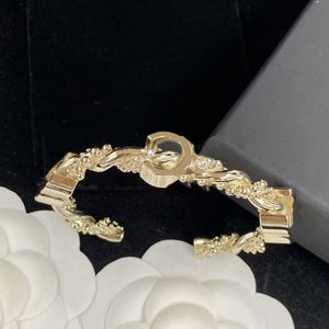 Top Luxury Bracciale in oro Bracciale con diamanti Designer Bracciale con amante Lettera per gioielli di moda donna