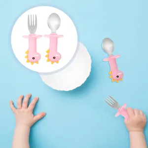 Flatvaruuppsättningar 1 Set Cartoon Fork Spoon First Training Self Feed redskap- Free och Toddler redskap Silverware