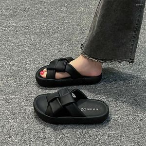 Kapcia numer 39 Peep Toes Damskie Sandały Pink Sandals Flat Buty dla kobiet Buty Sneakers Drużyna sportowa Resell Tennes Teni