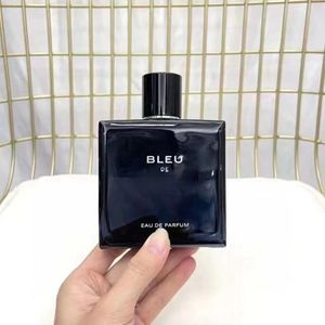 Luksusowa marka 100 ml Bleu de perfume naturalny zapach spray dobry długie czas trwałe niebieskie man w kolorze sprayu długotrwały męski antyperspirant