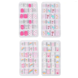 Falska naglar 96 st/4 lådor fullt omslag Fake Nail Tips Sticker Random Color