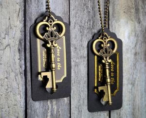 2020 Ny presentbrons nyckelringsöppnare Key Beer Bottle Opener Creative Wedding Party Bar Tool2481179