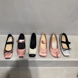 Tabi Ninja Moccasins Ballet Flats runda Split Toe grunt kvinnor Enkelskor Slip på loafers kvinnlig mjuk klänning S 240109