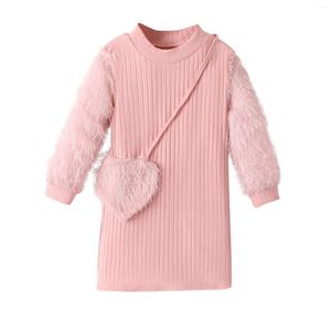 Abiti da ragazza 2 pezzi Vestito aderente con maniche fuzzy per bambina 2 pezzi Set borsa lunga lavorata a maglia Set Autunno Inverno Casual per 4-7 anni