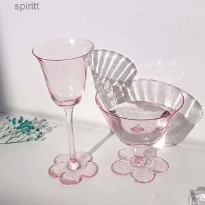 Wine Glasses INS Pink Girl Heart Crystal Cocktail Glass High Foot Ice Cream Dessert Cups Transparent Flowers Wine Glasses Home Medieval Cup YQ240105