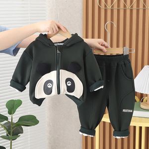 Outono inverno crianças menino 2 pçs conjunto de roupas dos desenhos animados panda outwear hoodies carta impressão calça bebê menino roupa crianças menino ternos 240108