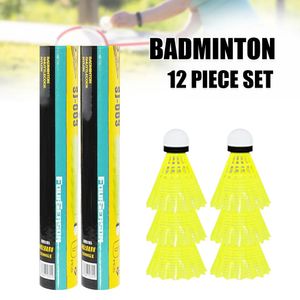 12pçs petecas de nylon com cabeça de cortiça forte, bola de treinamento de badminton de plástico, bolas de badminton de alta velocidade, venda pr 240108