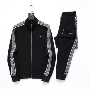 new Fashion designer sportswear men's luxury sportswear two-piece embroidered women's sportswear jogging suit jacket hooded shirt and pants set sportswear