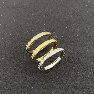 Designer-Schmuckringe, Diamantringe für Damen, Luxusschmuck, Unisex, Roségold, Silber, Titanstahl, Modeschmuck, eiskarierter Ring, Party, Geburtstag, Hochzeitsgeschenk