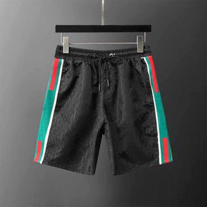 Costumi da bagno estivi da uomo Pantaloncini da surf classici a righe con motivo a lettere Designer Moda Casual Sport Corsa Fitness Mare Surf Pantaloncini da bagno da spiaggia traspiranti