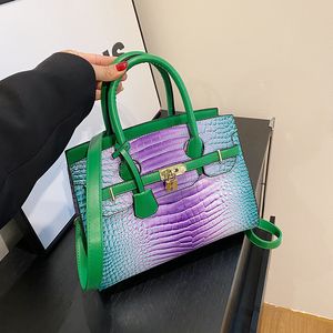 Werksausstattung Frauen Umhängetaschen 9 Farben Elegante Atmosphäre Kontrast Leder-Tasche Großkapazität Gradient Modehandtaschen Trend Krokodilhandtasche 7709#