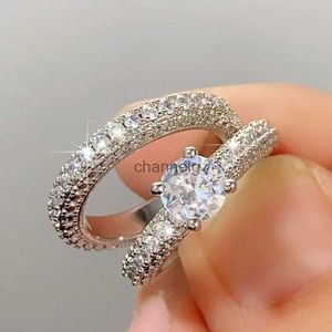 Anéis de cluster 2pcs anéis de promessa conjunto de jóias para mulheres noivado acessórios de casamento luxo pavimentado zircônia cúbica moda moderna anéis yq240109