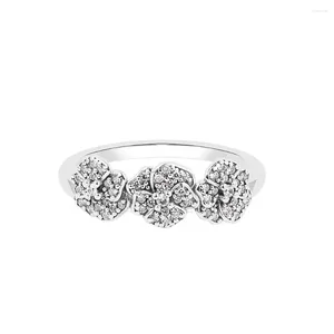 Klusterringar Fashion Female Triple Pansy Flower Ring Clear Stone Sterling Silver Jewelry for Woman Party Proposal 2024 Spring