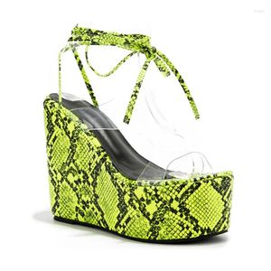 Sandalen Großhandel Fabrik 2024 Maßgeschneiderte Mode Damen High Heel Fancy Chunky Frauen Wedges Abend Party Sexy Schuhe