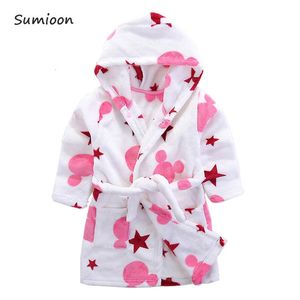 Children's Robes for 2-6 Years Baby Kids Pajamas Boys Girls Cartoon Sleepwear Bathrobes Kids Hooded Baby Robes Flannel Sleepwear 240108