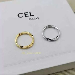 New Designer Band Rings Plain Thin Pair Minimalist Ins Design Fashionable Tail Irregular Twist Bague Couple Anello Wedding Ring with Box