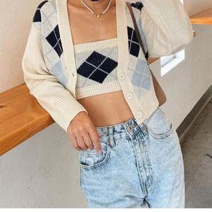 Sexy Ladies Retro Plaid Knit V-neck Single-breasted Knit Cardigan Sweater Retro Diamond Check Knit Two-piece Chest Wrap 240109