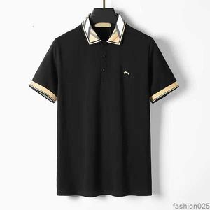 Klassiska män Polo Shirt Designer Summer Men Shirts Luxury Brand Polo Shirt Business Casual Tee England Style Shirts Man Topps Asian Size M-XXXL 8Polw