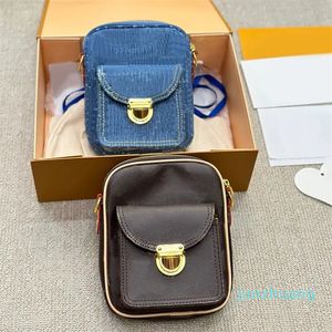 Designer - Borsa per fotocamera Lettere di fiori antichi Fibbia Lettere di moda Tela rivestita Hardware dorato Chiusura con cerniera Borse a tracolla da donna