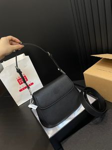 Torby projektanta torebka crossbody torebka na ramię oryginalne skórzane damskie osłony klapki hobo torebki luksusowe projektanci Pochette Akcesoria