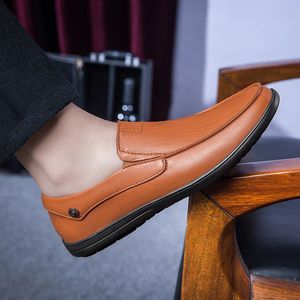 GAI Vintage Style Men Loafers Hand-ing Boat Man Genuine Leather Moccasins Comfy Drive Footwear Mens Casual Shoes 240109