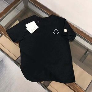 Tişört Tasarımcı Erkek Mens Shir kısa Monclair Man Monclair T Shirt Ter Pantolon Günlük Lüks Pamuk Geometrik Desenler Lüks Kısa Sweatshirt Tasarımcı Gömlek G28
