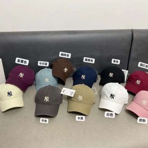 N 2024 Korean Version 11 Color Adult Logo Embroidered New Soft Top Sports Baseball Cap for Couples Women Men Cap