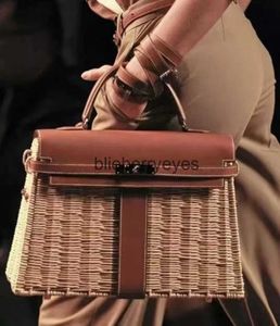 Totes Borsa a tracolla da donna francese estiva Str Woven 2023 Nuovo design di nicchia Borsa per cestino di verdureblieberryeyes